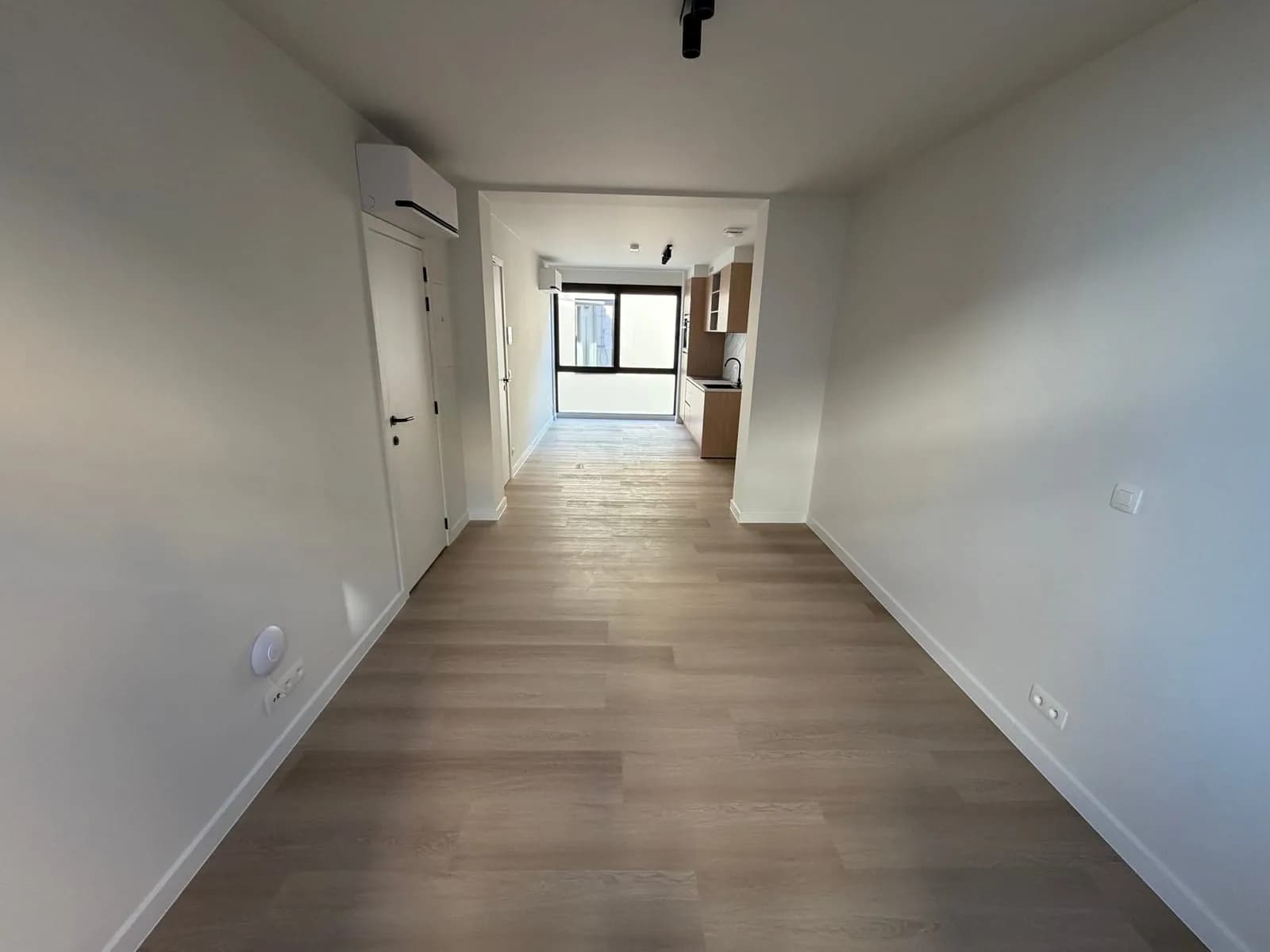 Studio rénové à Saint-Gilles — 5/6